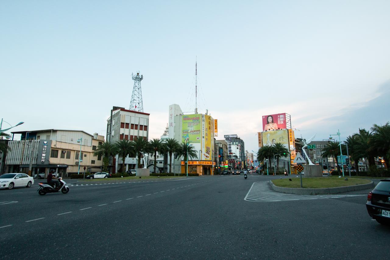 Love Inn Hualien City Exterior photo